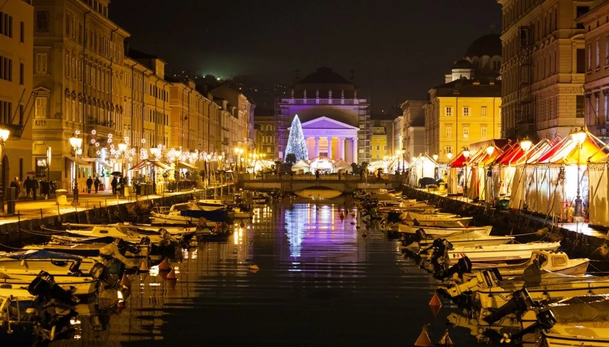 mercatini-natalizi-trieste-canal-grande